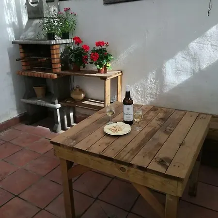 Apartment Apto Con Patio Y Barbacoa Bbq H De La Reina Cordoba